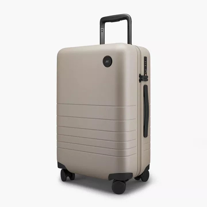 Monos Luggage Review [2022] Are they worth it?